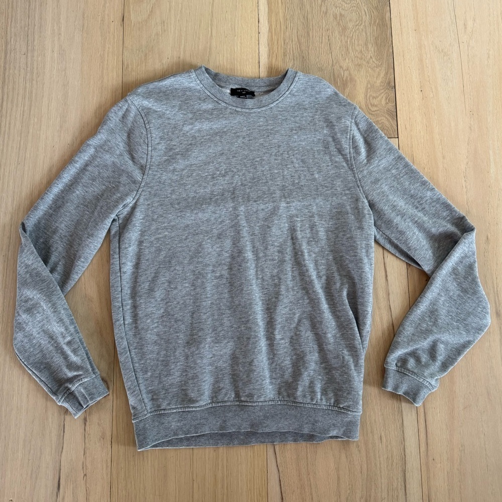 New Look Gray Long Sleeve Sweater Size Medium